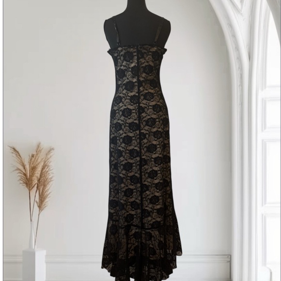 Vintage Betsey Johnson Embroidered Black Lace Dress with mermaid bottom. - Picture 2 of 9